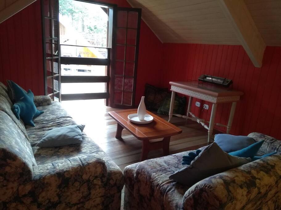 Apto Inteiro Com 3 Quartos Apartamento
